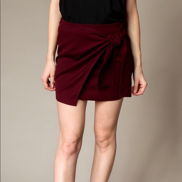 BURGUNDY SIDE TIE STRETCH SKIRT MED WEIGHT - Picture 4 of 8